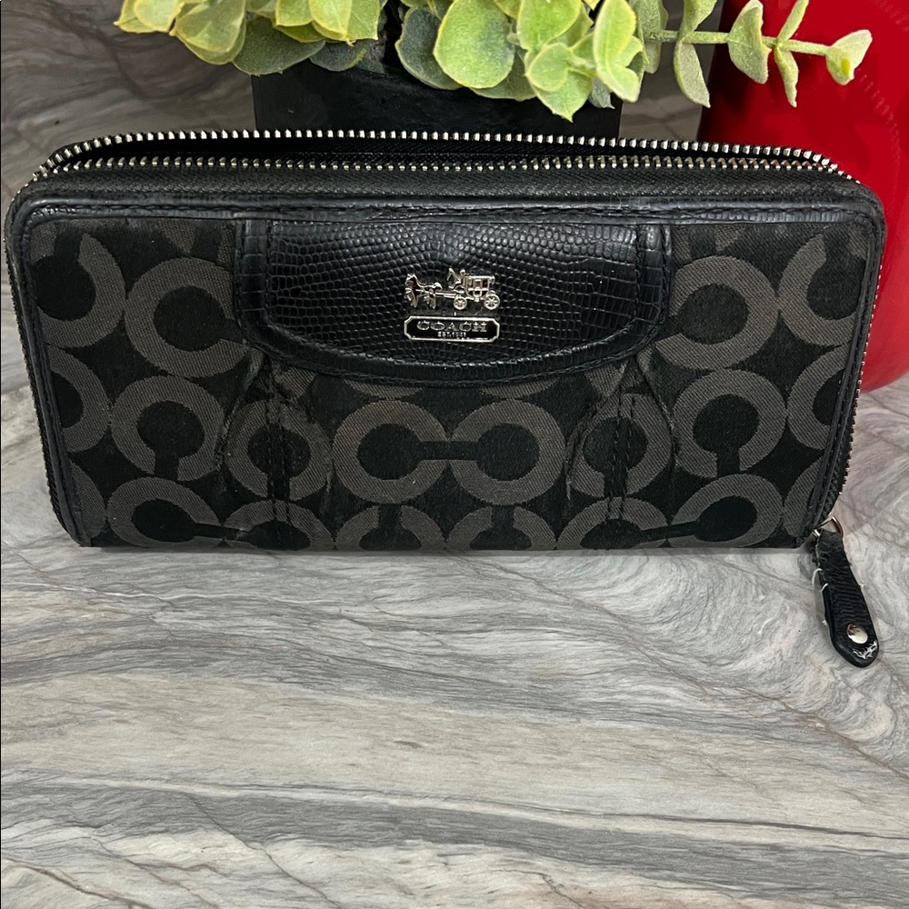 Coach Black Signature Double Zip Wallet with Coach Plaque